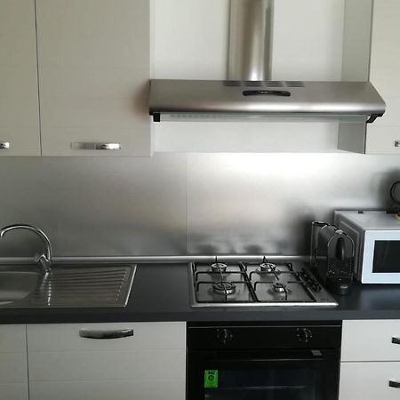 B&B Stadio Apartment ปอร์เดโนเน ภายนอก รูปภาพ